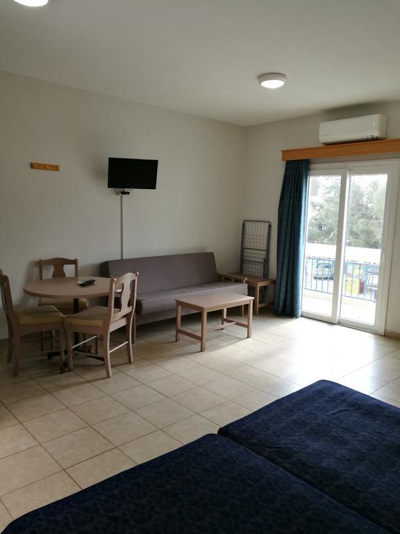 Georgia Hotel Apartments Протарас Екстериор снимка